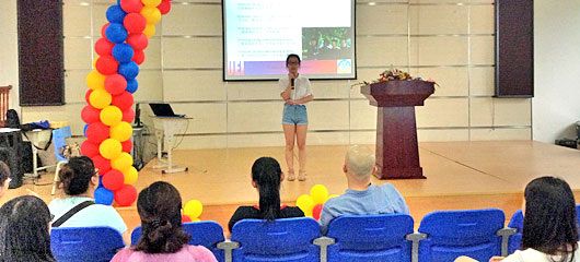 中美英才班招生說明會(huì)在美視部學(xué)術(shù)廳內(nèi)舉行