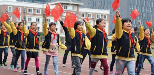  小學(xué)部運(yùn)動(dòng)會(huì)啟幕——奔跑吧，萌寶們！ 