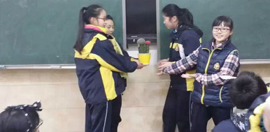  【活動在線】中學(xué)部初一年級特色課程展示驚艷秀出彩 