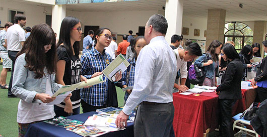  融合部舉辦22所海外大學現場招生咨詢會 