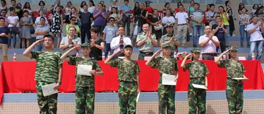  【開學啦】新生入學第一關(guān)——軍訓！ 