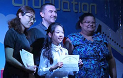  梔子花開季，揮別童年時——2018融合部小學畢業(yè)典禮 