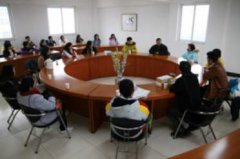 澳門(mén)圣玫瑰學(xué)校教師代表到我校參觀