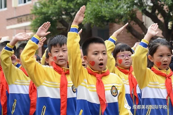  建隊(duì)日丨紅領(lǐng)巾的中國夢(mèng)！ 