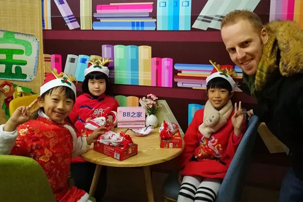 浪漫英語(yǔ)周 濃情中國(guó)年