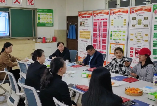 “家校同心聚合力，共赴成長繪藍圖”——中學(xué)部召開2023-2024學(xué)年下期新學(xué)期家校共育工作會