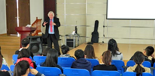  倫敦帝國理工學(xué)院訪問國際項目部 